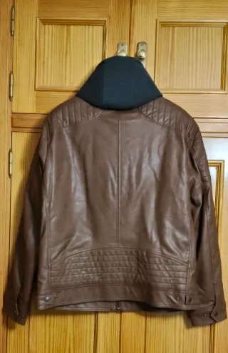 Cazadora Polipiel Acolchada Marrón