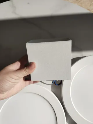 2 Luces LED Redondas + 1 Aplique