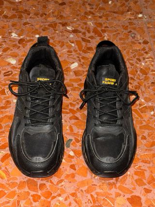 Zapatillas negras