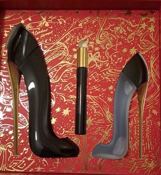 Perfume Carolina Herrera Mujer Tacón Negro Dorado