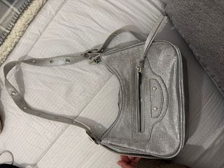 Bolso plateado