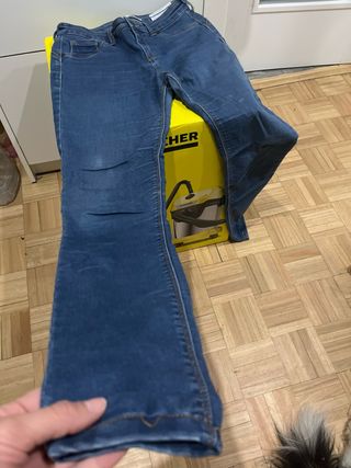 Vaqueros Bershka Talla 36