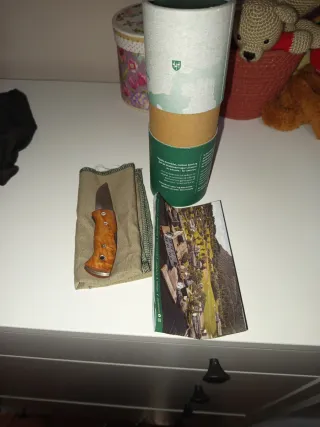 Navaja Helle Noruega con funda