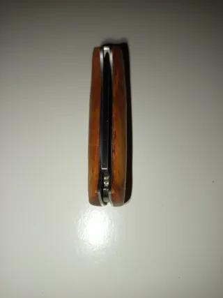 Navaja Helle Noruega con funda