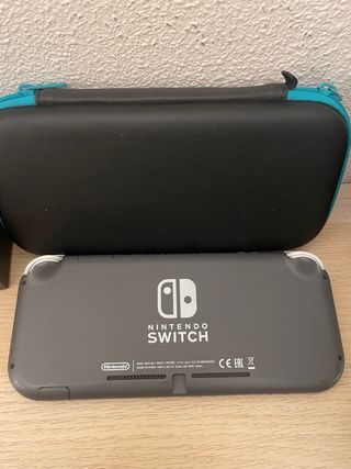 Nintendo Switch Lite Grigio + Custodia + Gioco