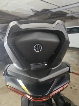 Respaldo Yamaha TMAX