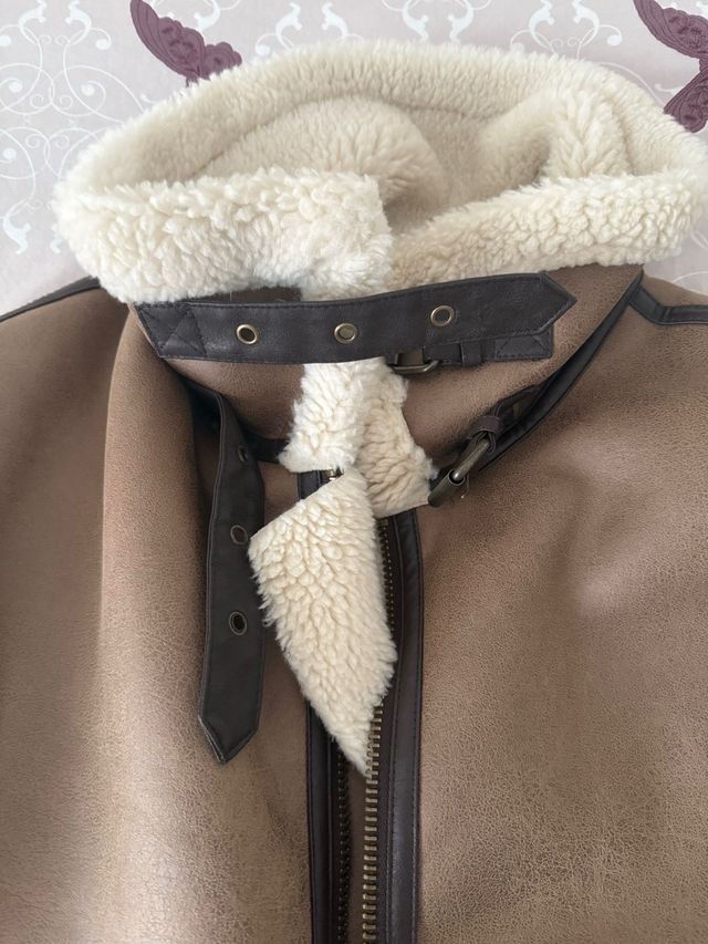 Chaleco Zara efecto piel forrado mujer