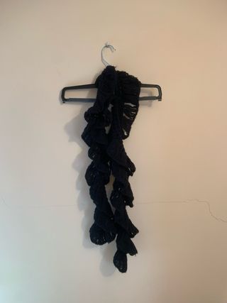 Bufanda Negra Tejida Rizada