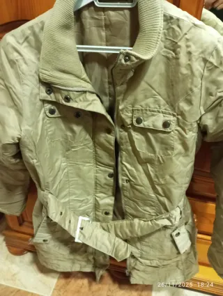 Chaqueta Beige/Verde Militar Talla M