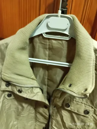 Chaqueta Beige/Verde Militar Talla M