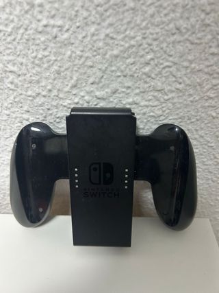 Nintendo Switch + 4 juegos
