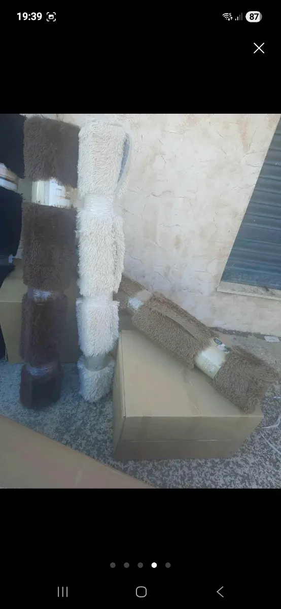 Tapete peludo 133x195cm 1 unidade 25€