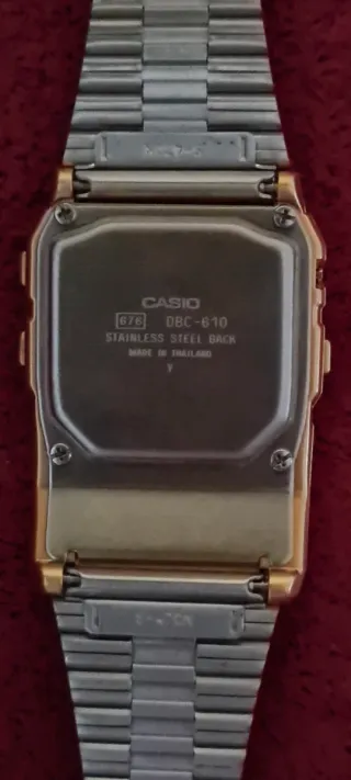 Reloj digital calculadora CASIO DBC-610, N.O.S.