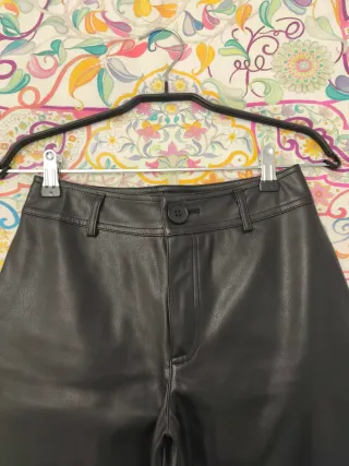 Pantalón culotte polipiel Zara Kids