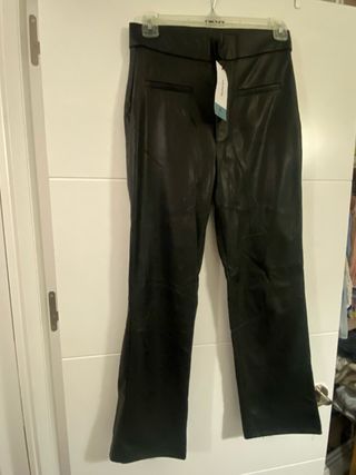 Pantalón efecto piel XS