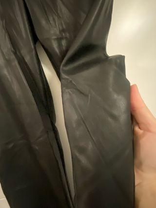 Pantalón efecto piel XS