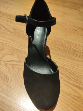 Zapatos de tacón negros para fiesta