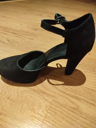 Zapatos de tacón negros para fiesta