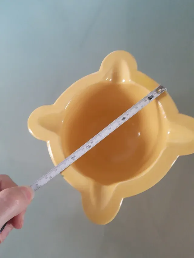 Mortero de cerámica y madera