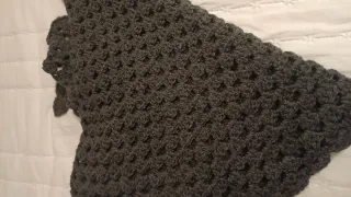 Toquilla de lana gris