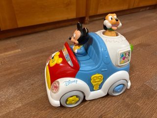 Macchinine giocattolo per neonati