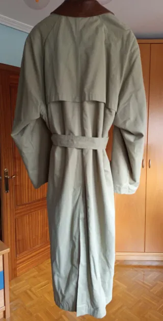 Gabardina beige hombre