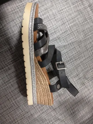 Sandalias Mustang Cuña Talla 39 Muy poco uso