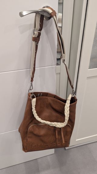 Bolso Desigual Marrón y Beige