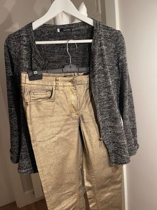 Conjunto Chaqueta Scorpion Negra y Dorada