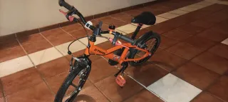 Bicicleta infantil naranja