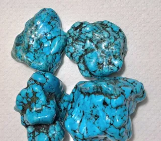 4 pepite turchese India grezze