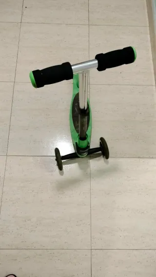 Patinete infantil 3 ruedas verde