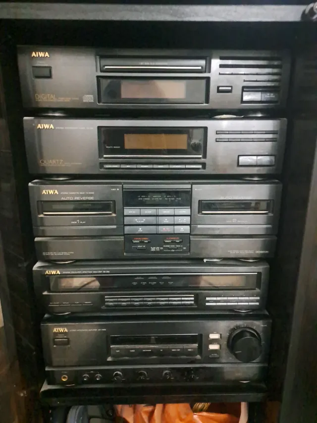 Minicadena Aiwa Negra