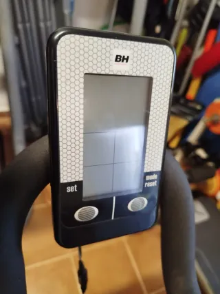 Bicicleta Spinning BH SB2.2