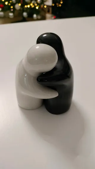 Sale e Pepe Fantasmini Abbracciati