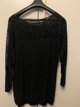 Abito invernale in lana nero, vestibilita’ comoda