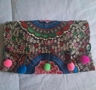 Bolso de hombro/cartera de mano bordado