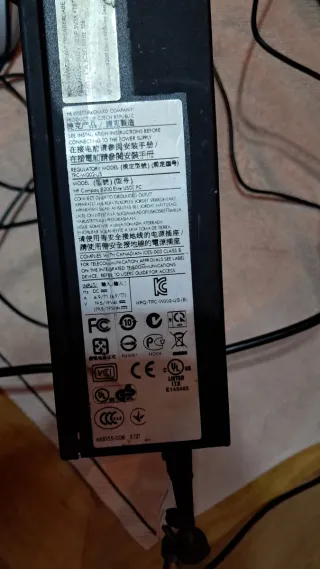 Ordenador de torre HP completo