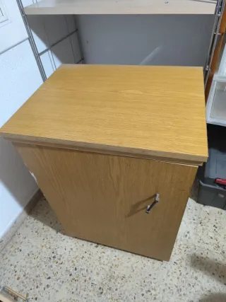 Máquina de coser Alfa 10047 con mueble, antigua.