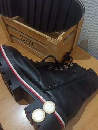 Botas Stradivarius Combat