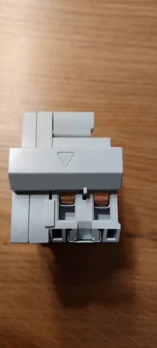 Interruptor Diferencial Autorrearmable Circutor