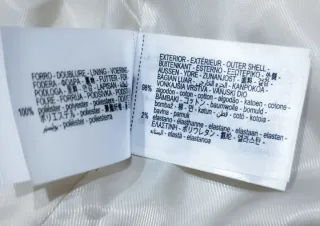 Gabardina larga pañuelo. Zara.