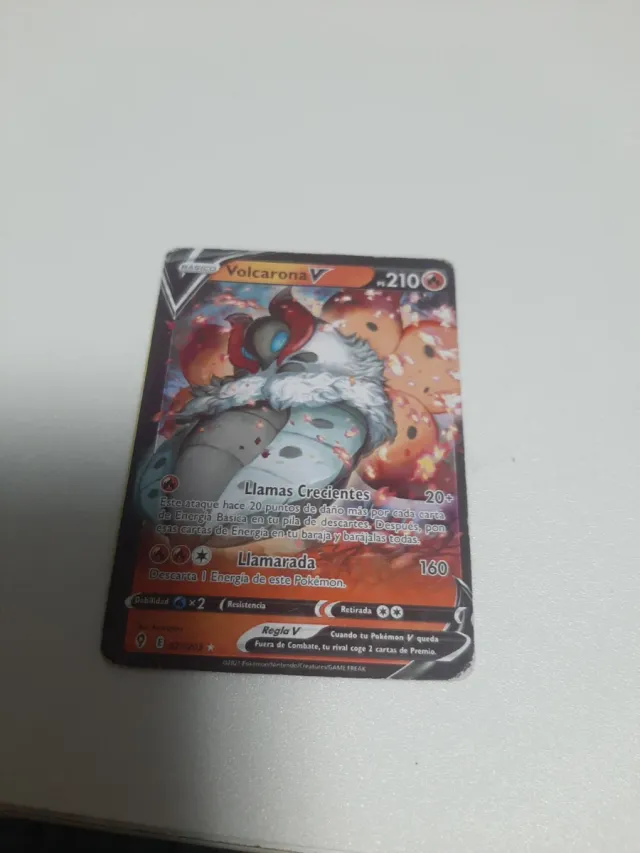 Taco de cartas Pokémon (aprox. 300)