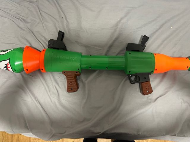 Lanzacohetes Nerf Fortnite