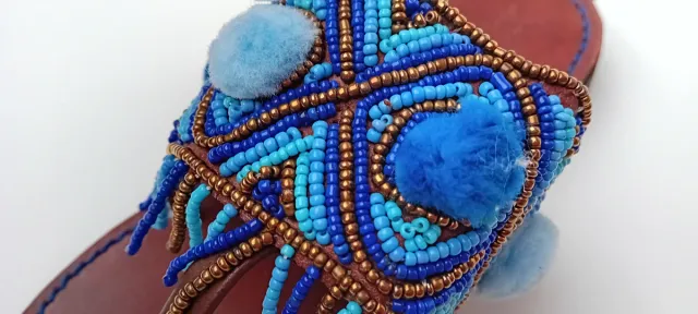 Sandalias azules de Alma en pena