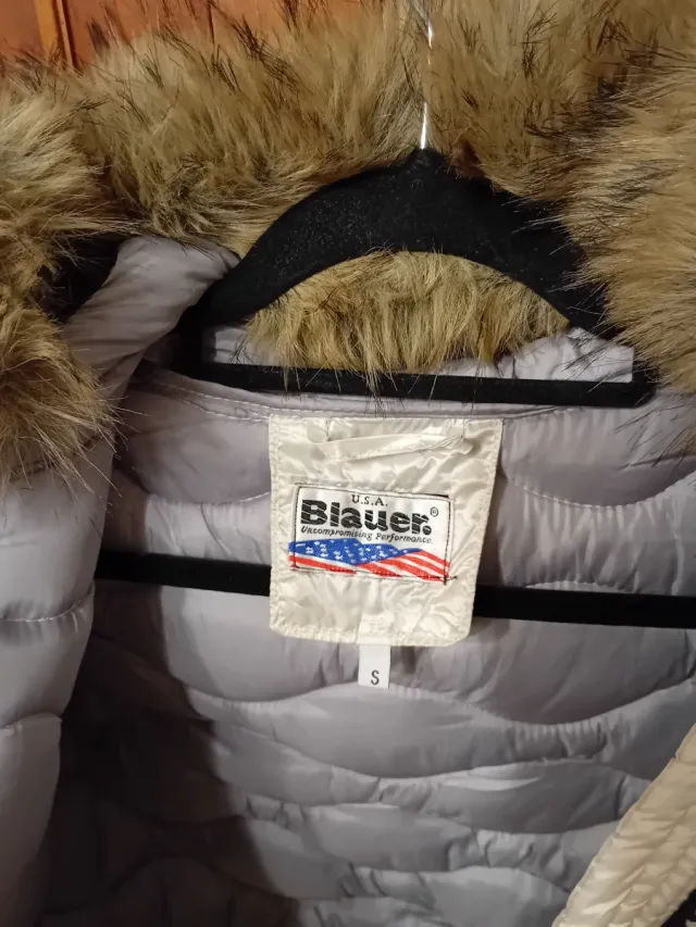 Cazadora acolchada beige talla S