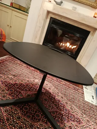 Tavolo ausiliario moderno Ikea