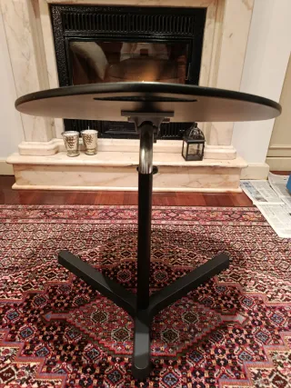 Tavolo ausiliario moderno Ikea