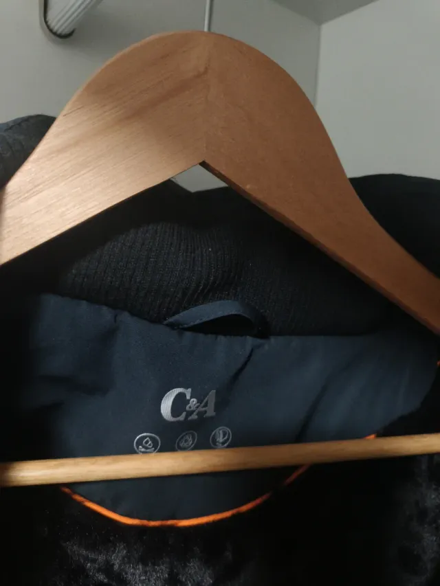Cazadora C&A mujer impermeable talla 38