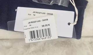 Malha Guess Kids com coração e brilhos